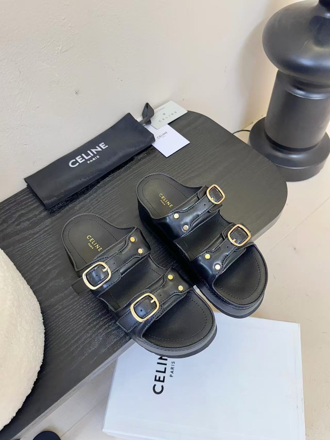 CELINE ポリー ウェッジミュール / カーフスキン