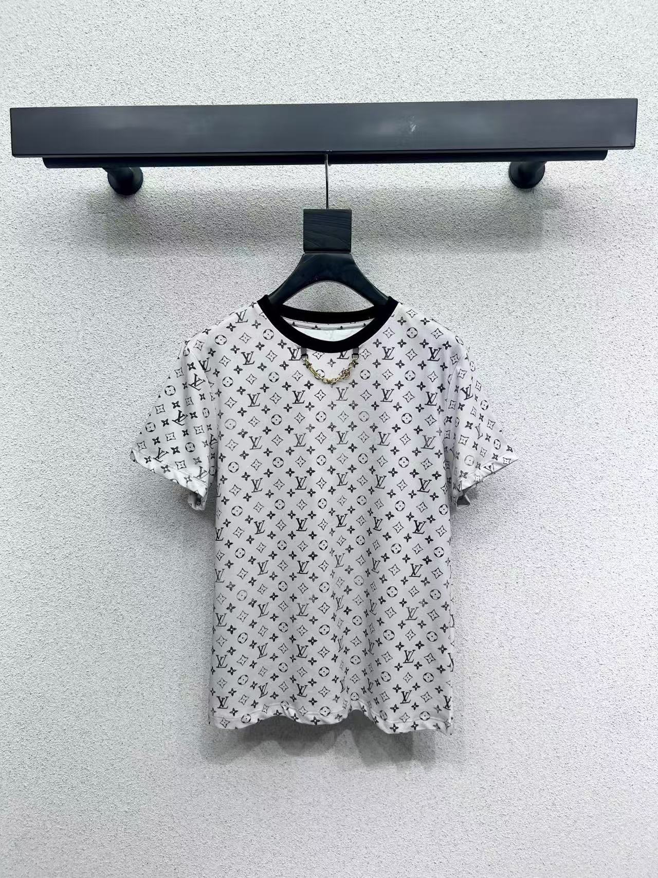Louis vuitton ウォッシュド モノグラム Tシャツ