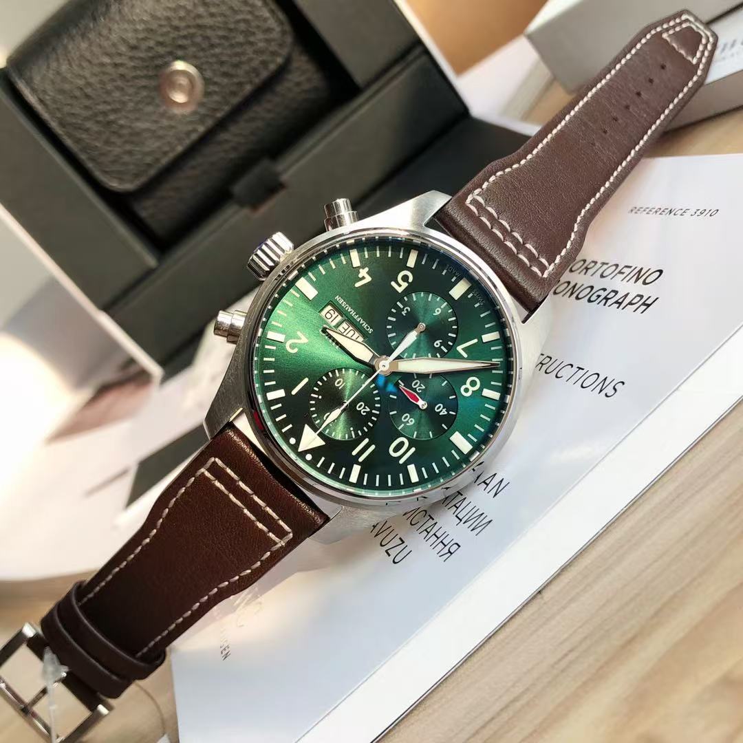 IWC  パイロット・ウォッチ・クロノグラフ