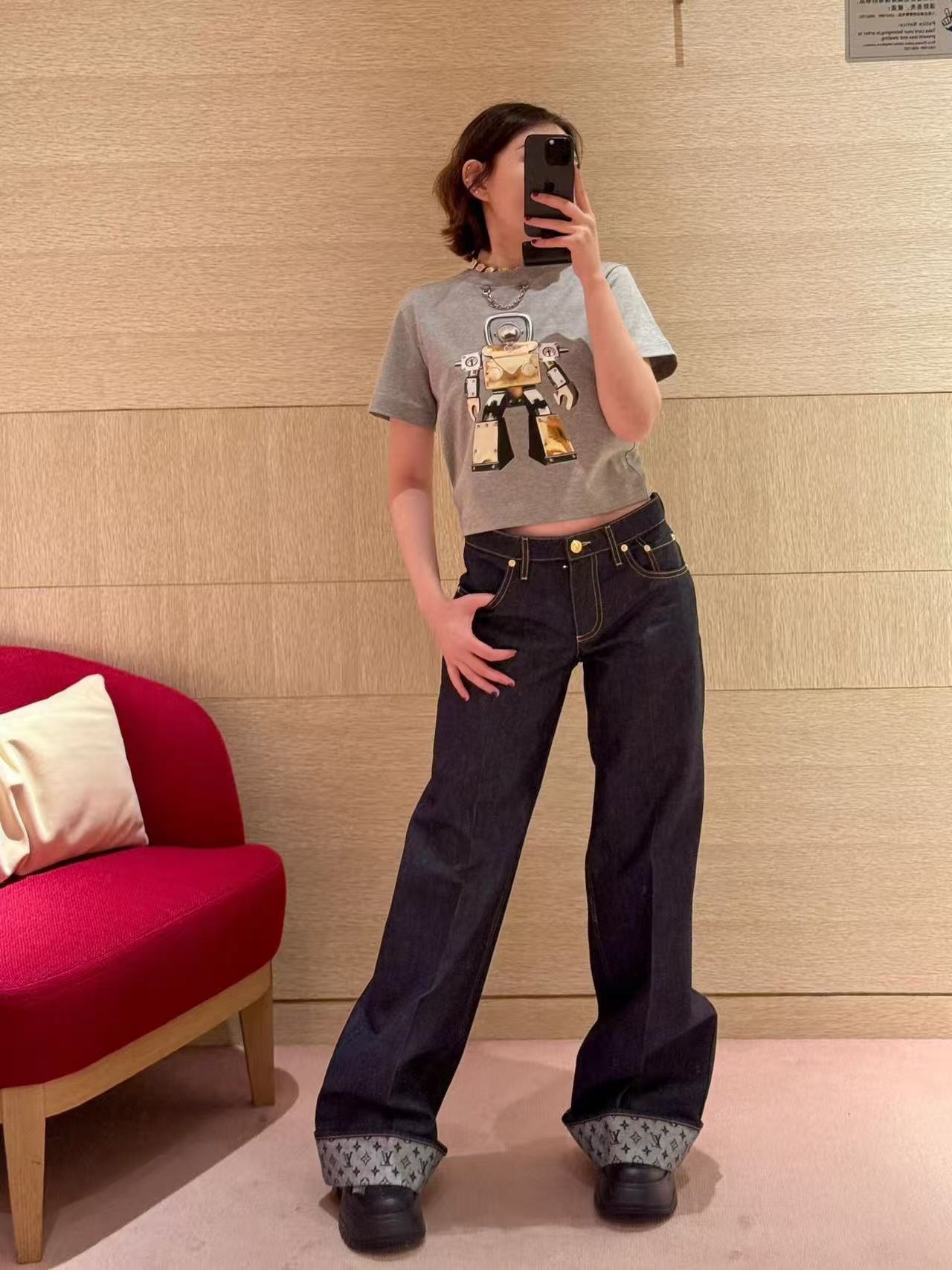 Louis vuitton ロボット クロップトップ