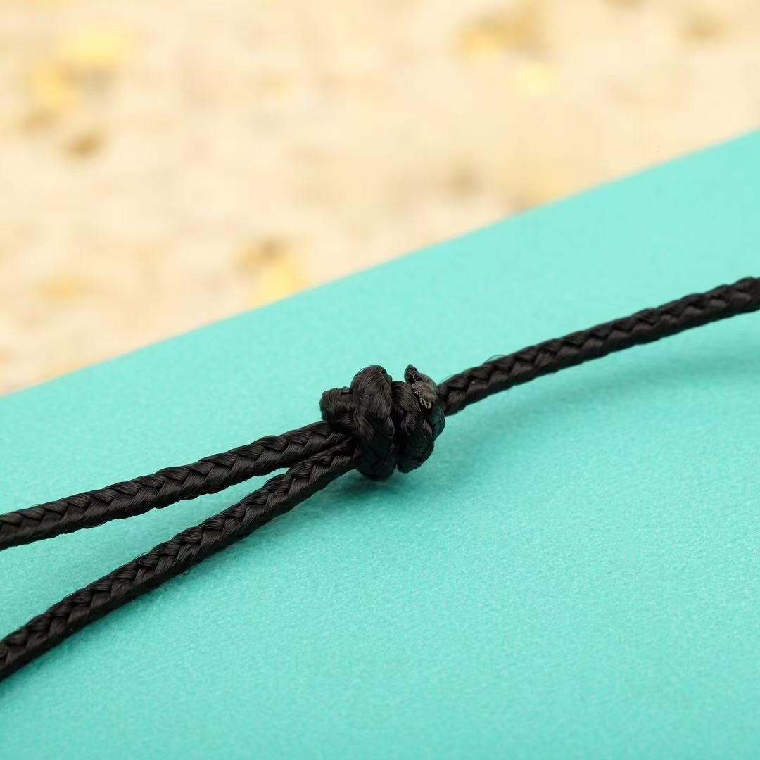 スマイル ブレスレット ローズゴールドにダイヤモンドをセッティング、ブラック コード