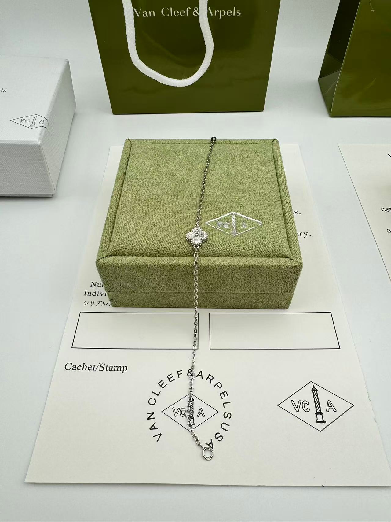 スウィート アルハンブラ ブレスレット、1モチーフ