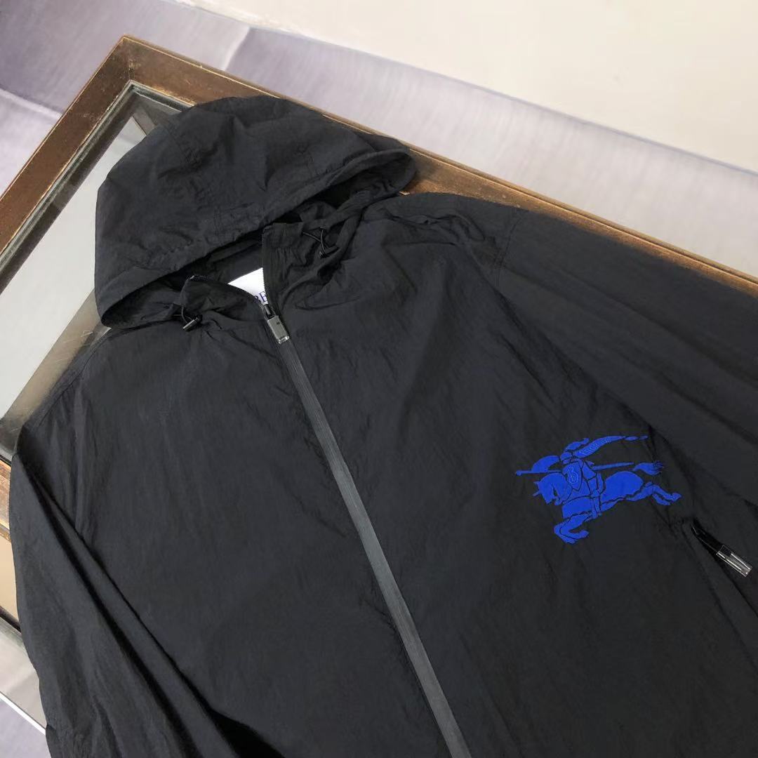 Burberry ナイロンジャケット