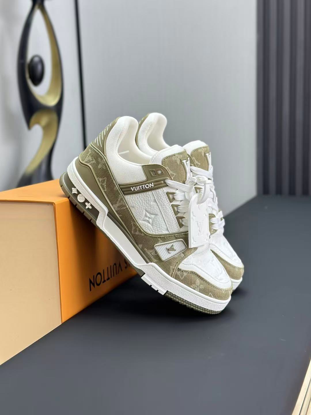 Louis vuitton  トレイナー スニーカー