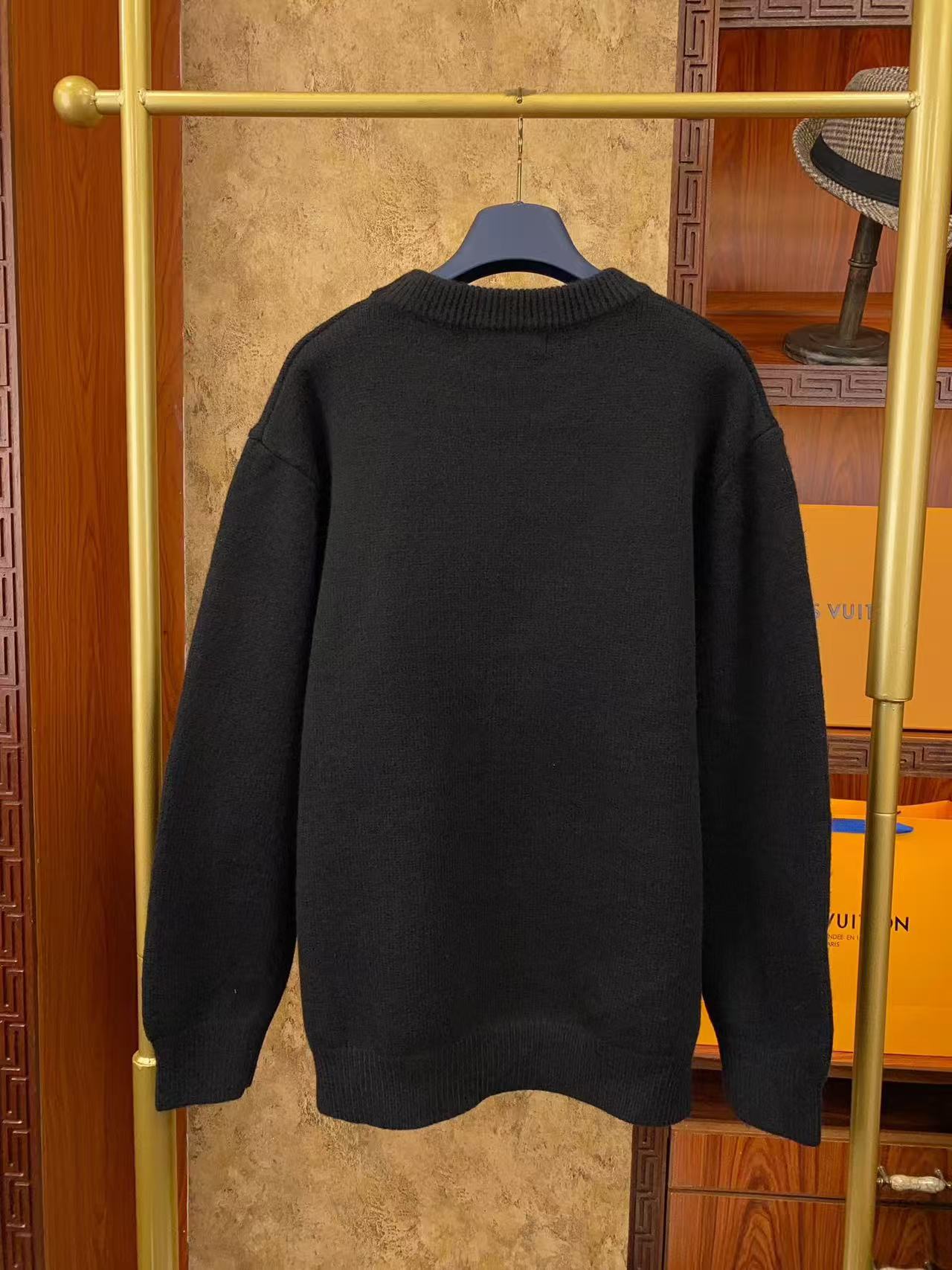 Louis vuitton エンベリッシュドロングスリーブメリノウールクルーネック