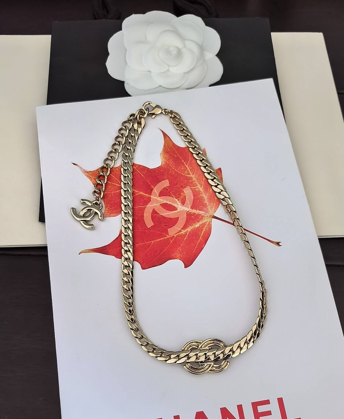 CHANELネックレス メタル ゴールド