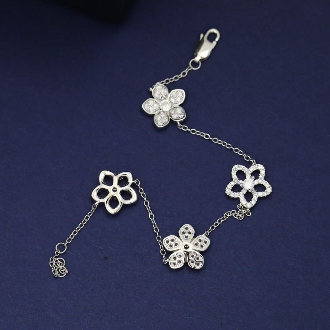 Graff ワイルドフラワー パヴェダイヤモンド ブレスレット