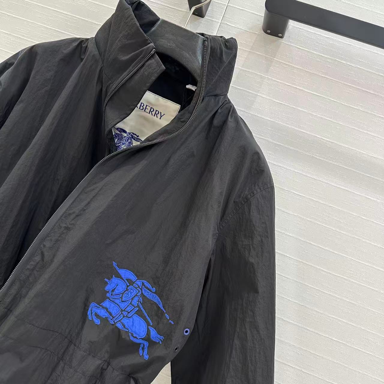 Burberry ナイロンジャケット