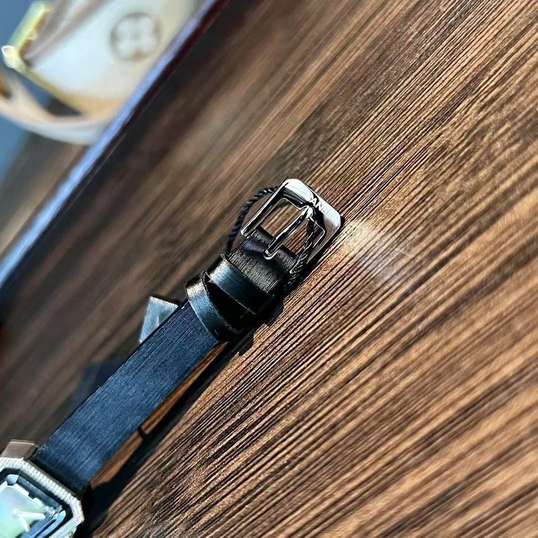 CHANEL プルミエール リボン