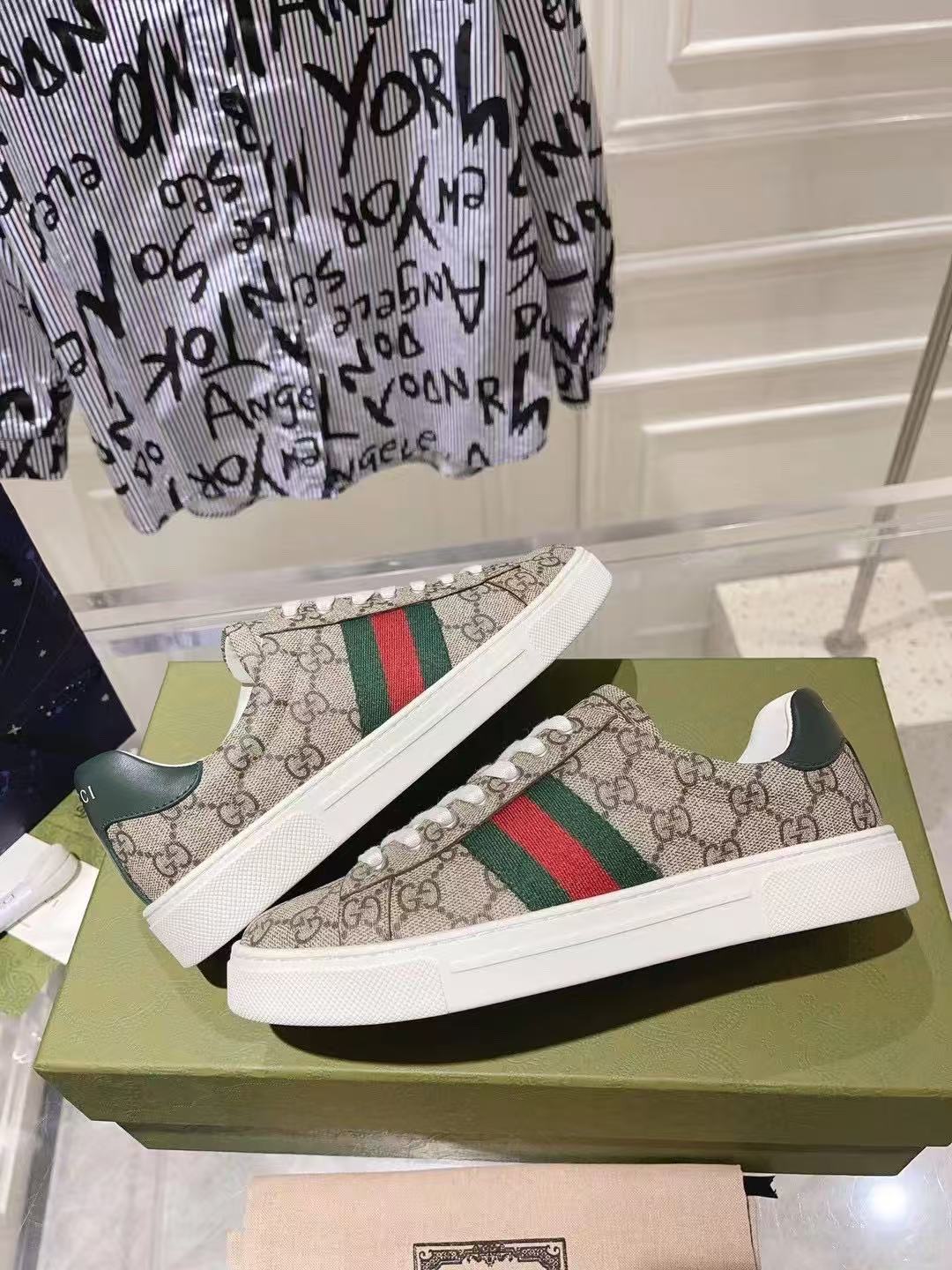 GUCCI 〔エース〕ウェブ ストライプ メンズ スニーカー