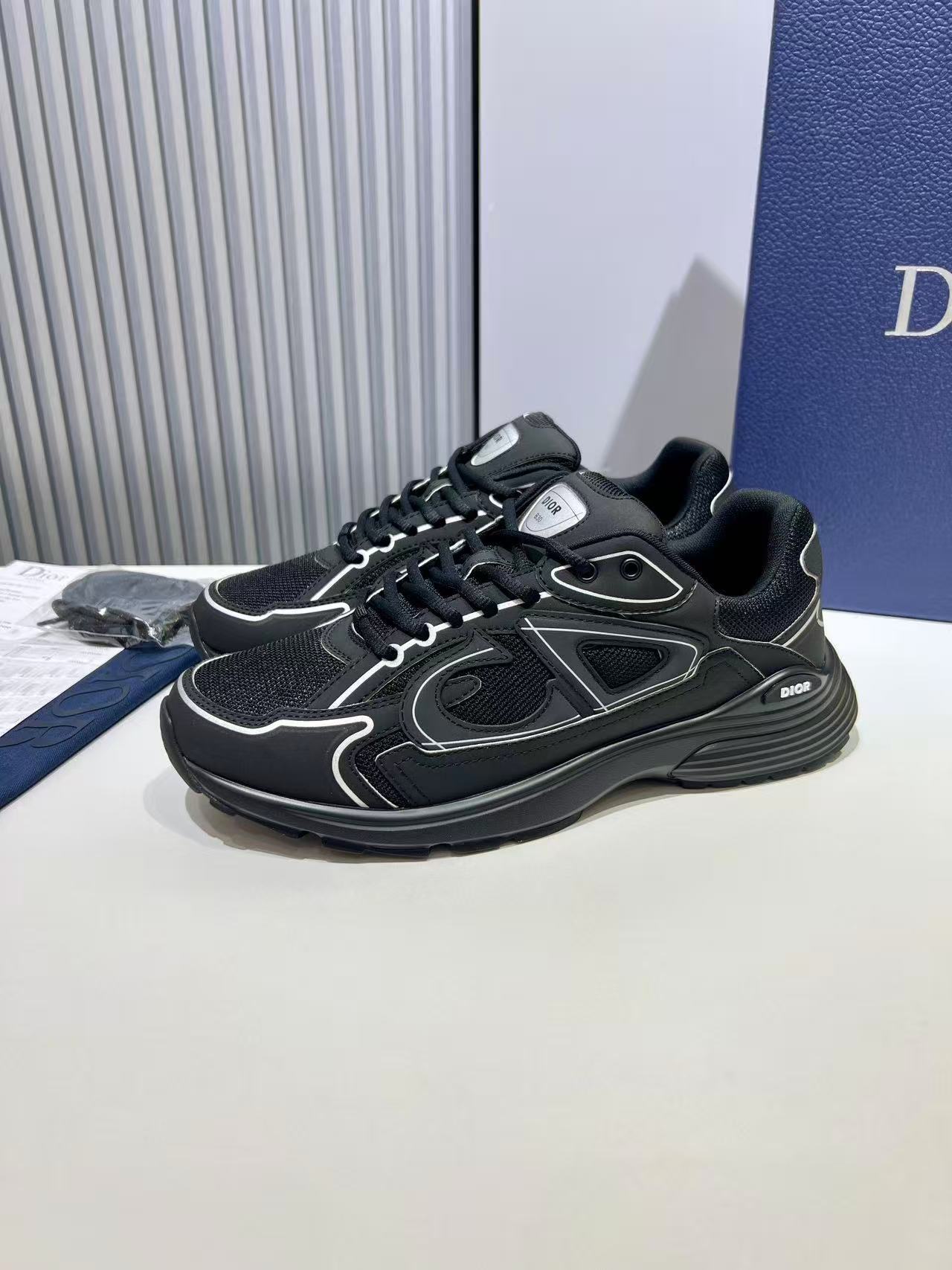 DIOR B30 カウントダウン スニーカー