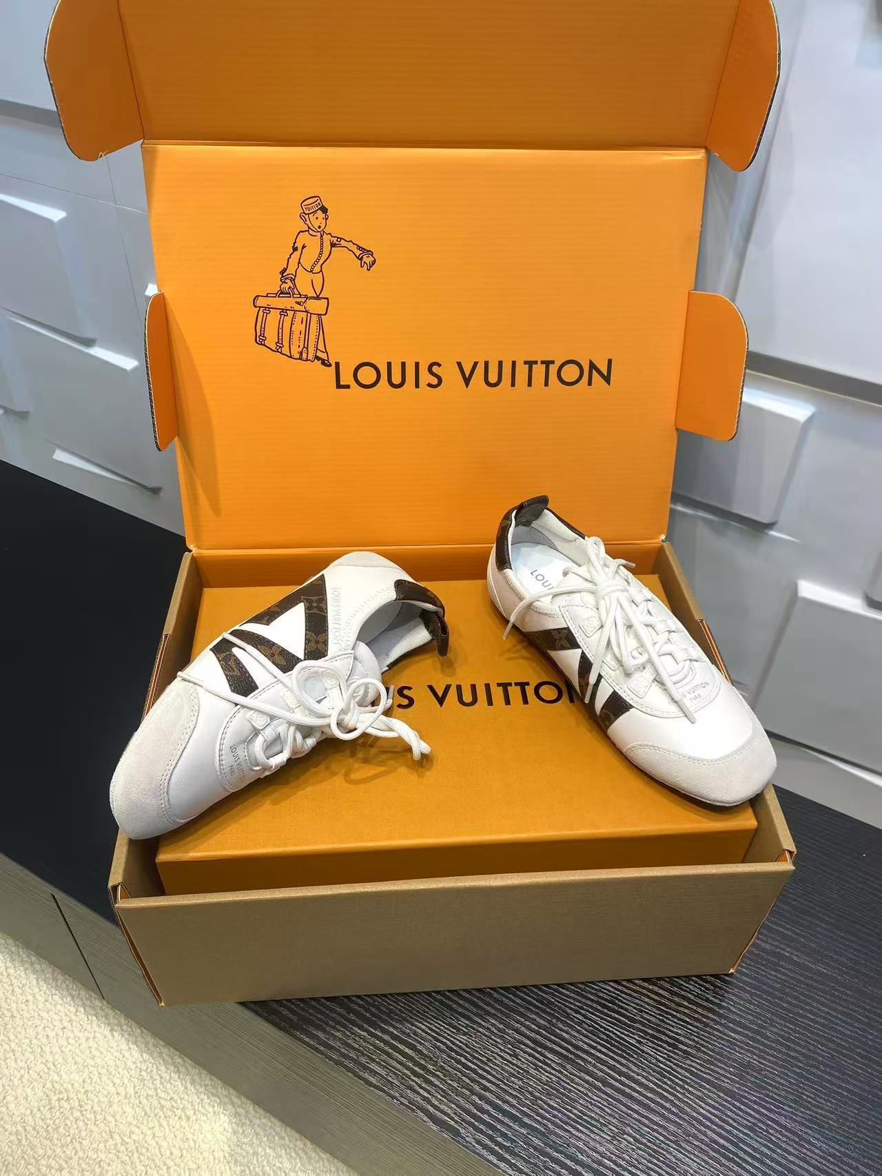 Louis vuitton スニーカリーナ