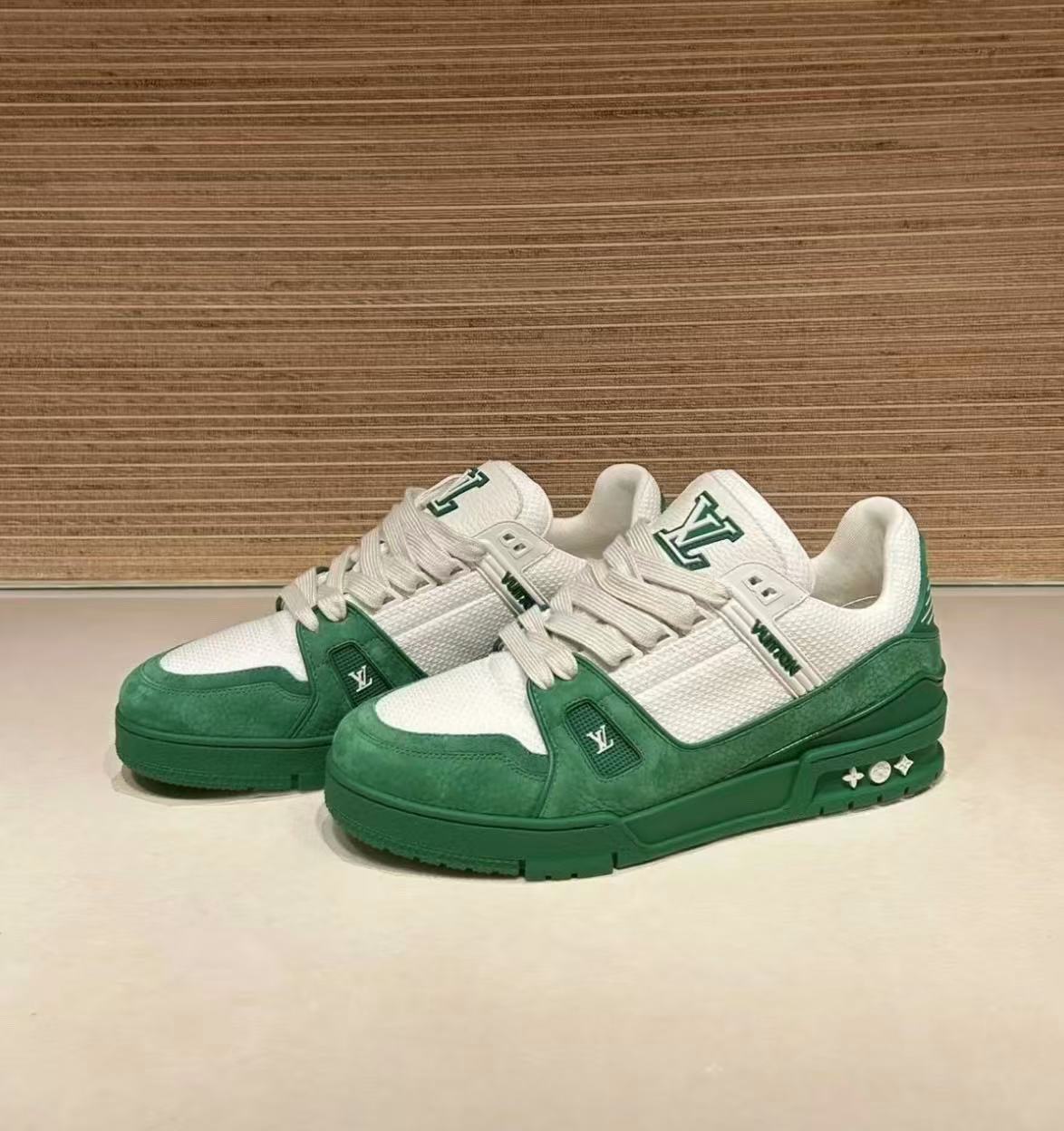 Louis vuitton トレイナー スニーカー