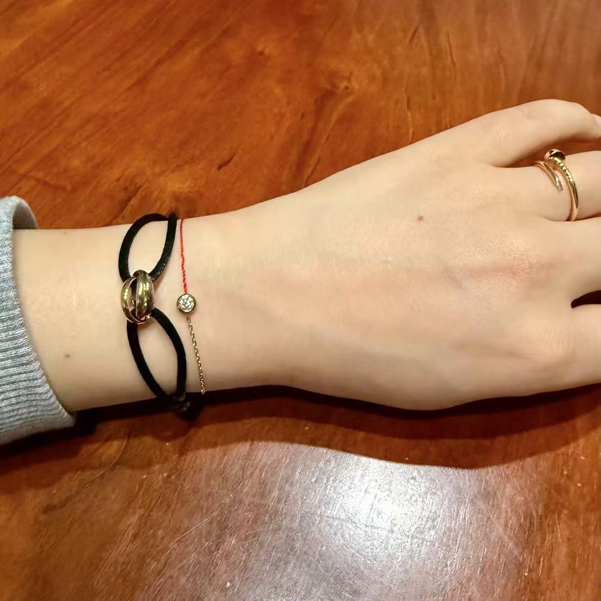 Cartier Trinty bracelet, cord 【オンライン限定】トリニティ ブレスレット