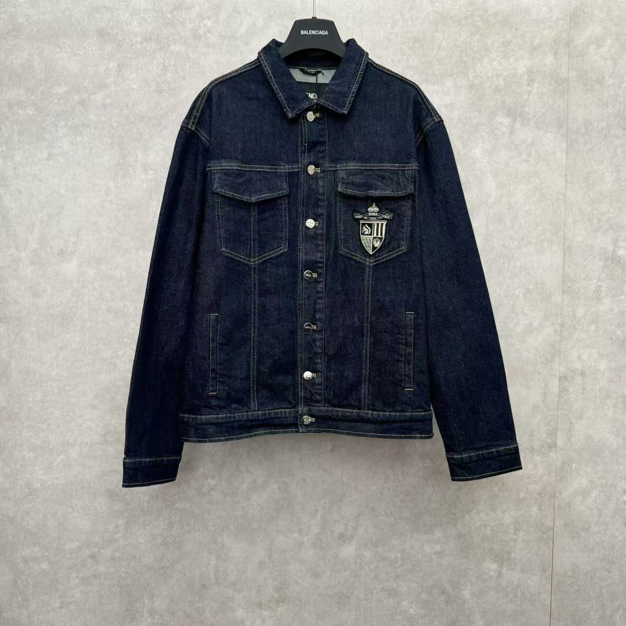 Fendi ブルーデニム ジャケット