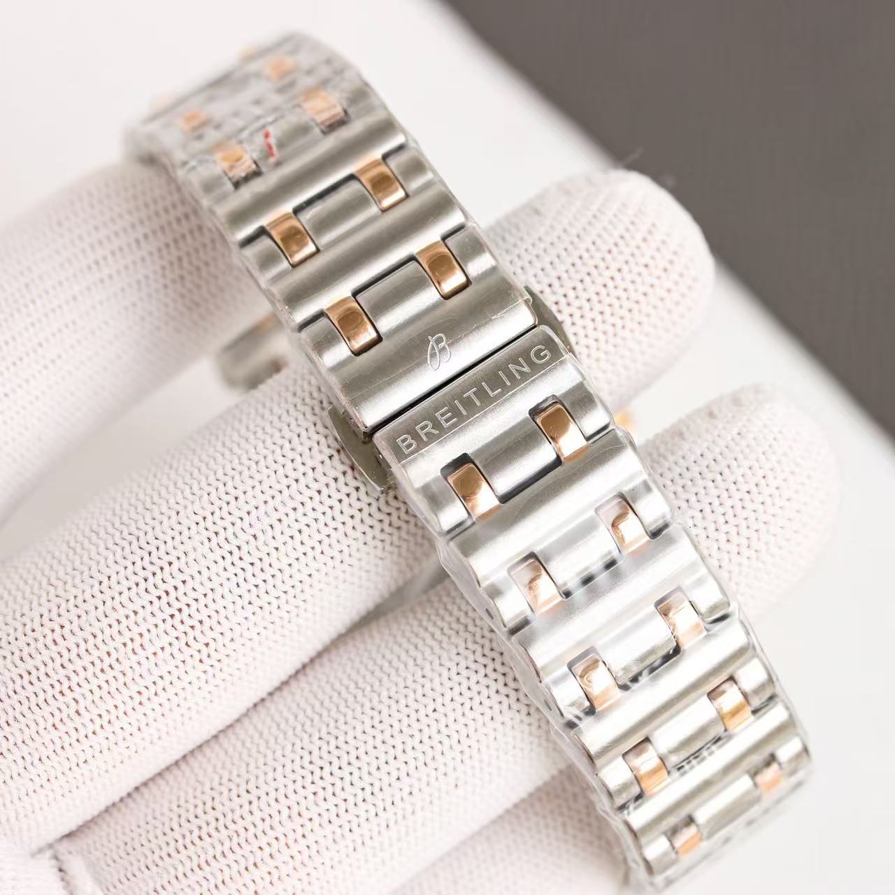 BREITLING  ブライトリング  クロノマット 32