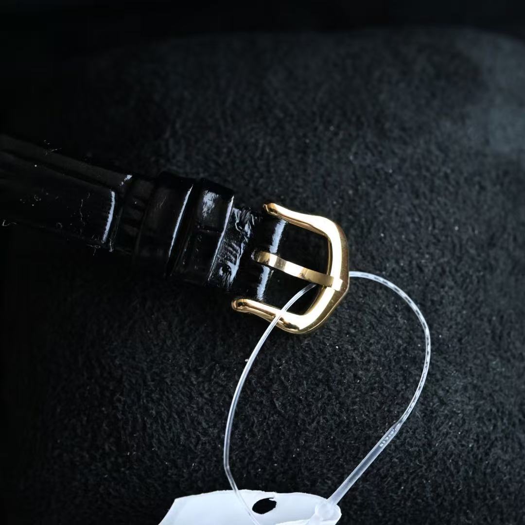 Cartier Tank Louis Cartier watch タンク ルイ カルティエ ウォッチ