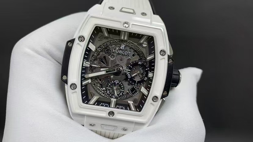 HUBLOT ウブロ ホワイトセラミック