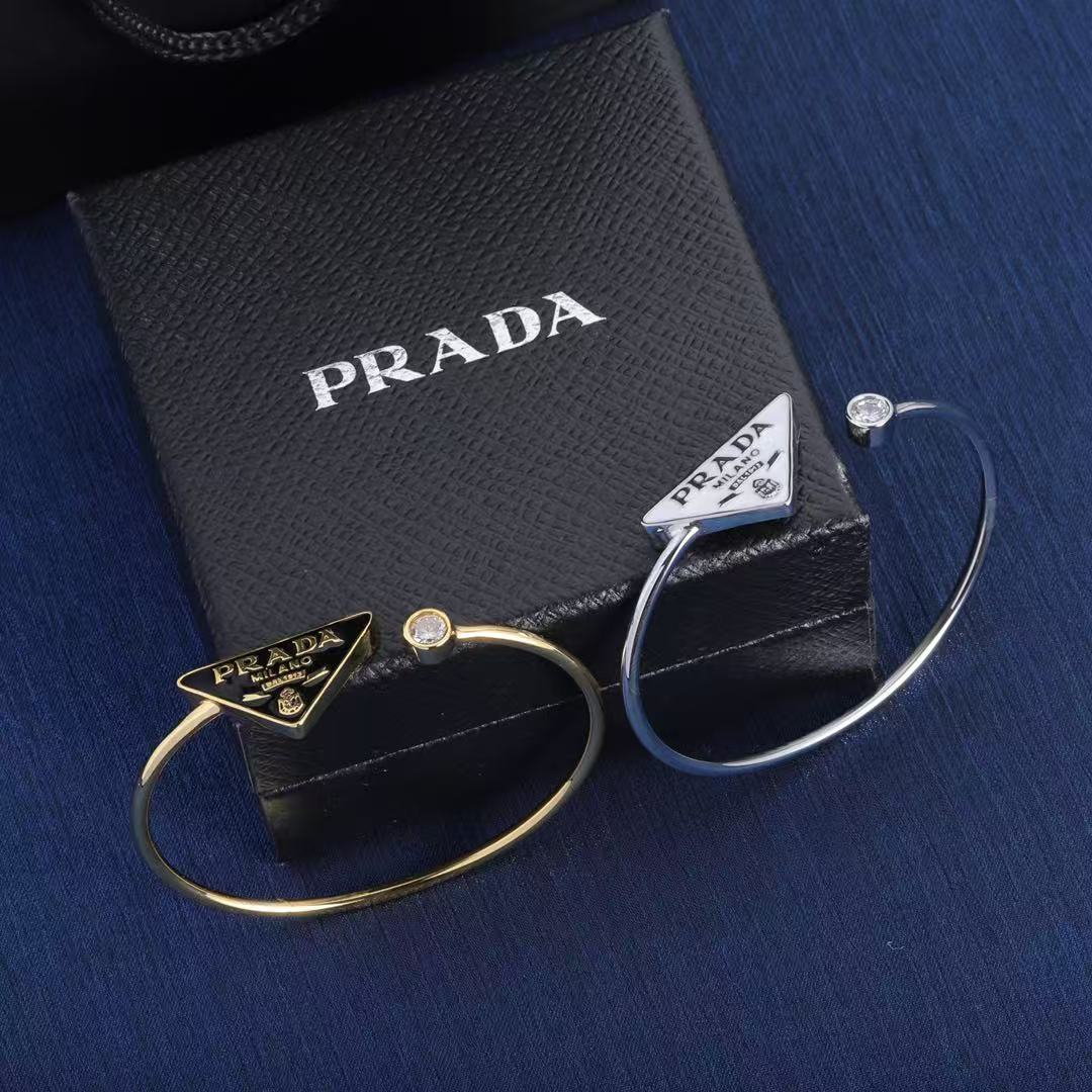 Prada Eternal Gold イエローゴールドxダイヤモンド バングルブレスレット