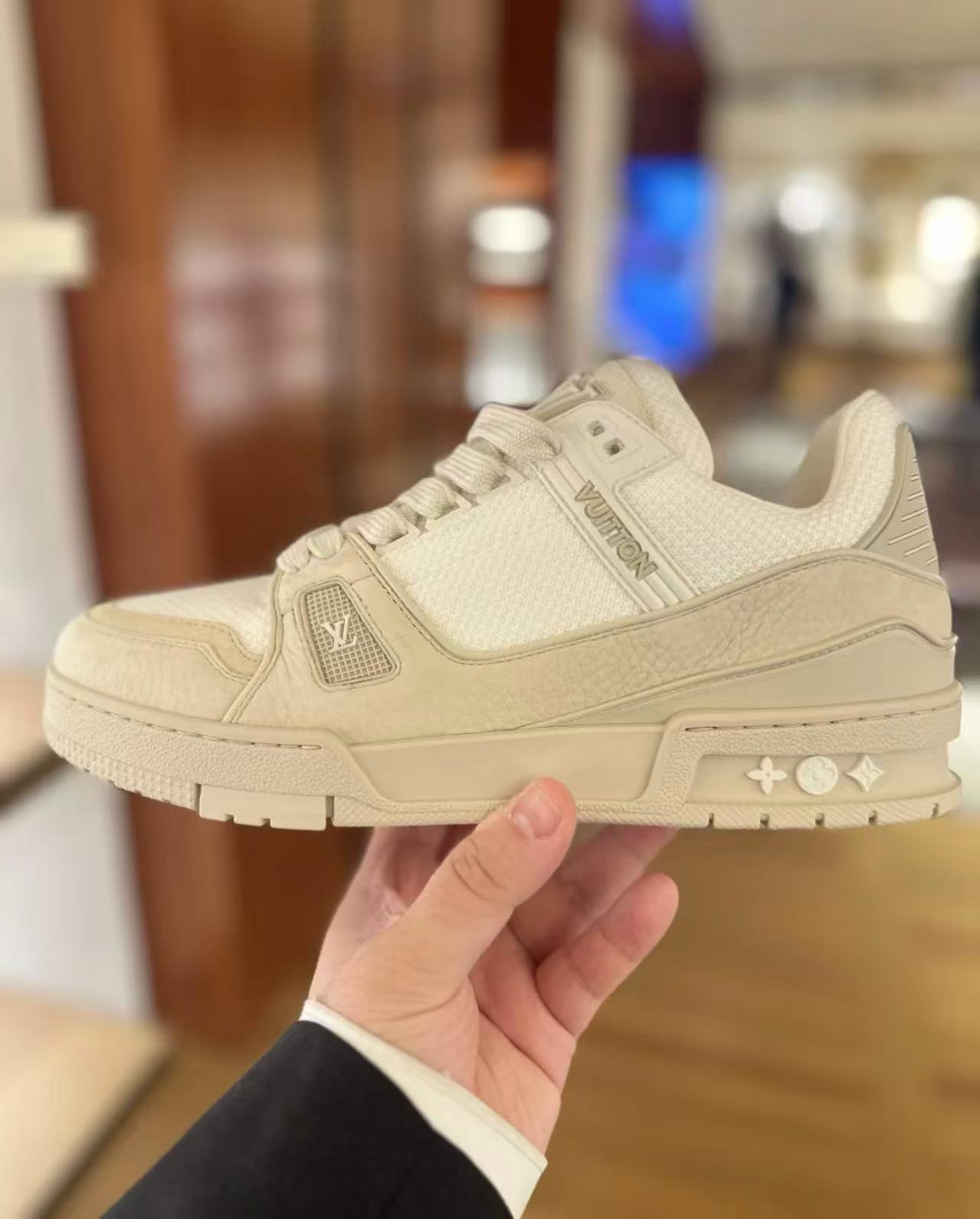 Louis vuitton トレイナー スニーカー