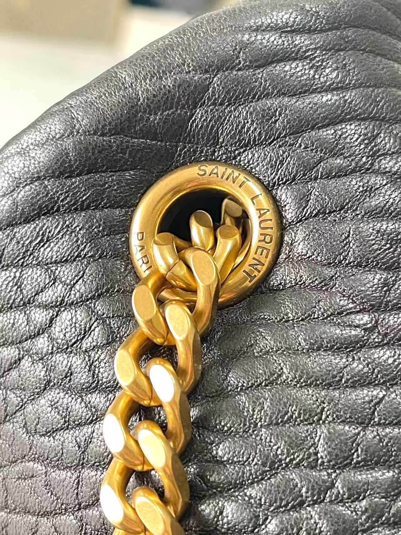   Saint Laurent サンローラン  カリプソ ラージ（グレインラムスキン）
