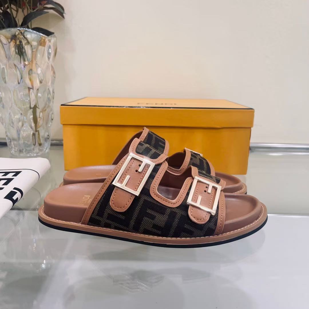 Fendi フェンディ フィール サンダル