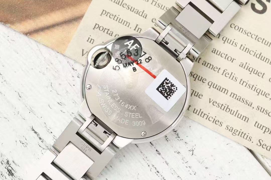 Cartier Ballon Bleu de Cartier watch バロン ブルー ドゥ カルティエ ウォッチ