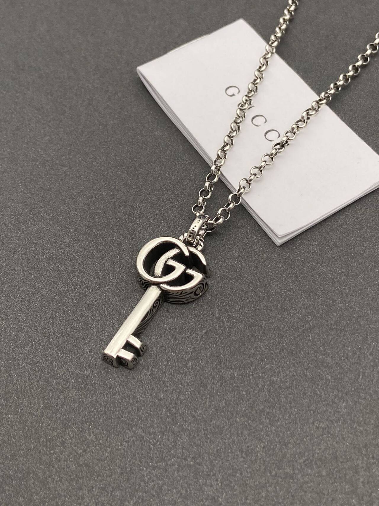 ダブルG キーペンダント ネックレス