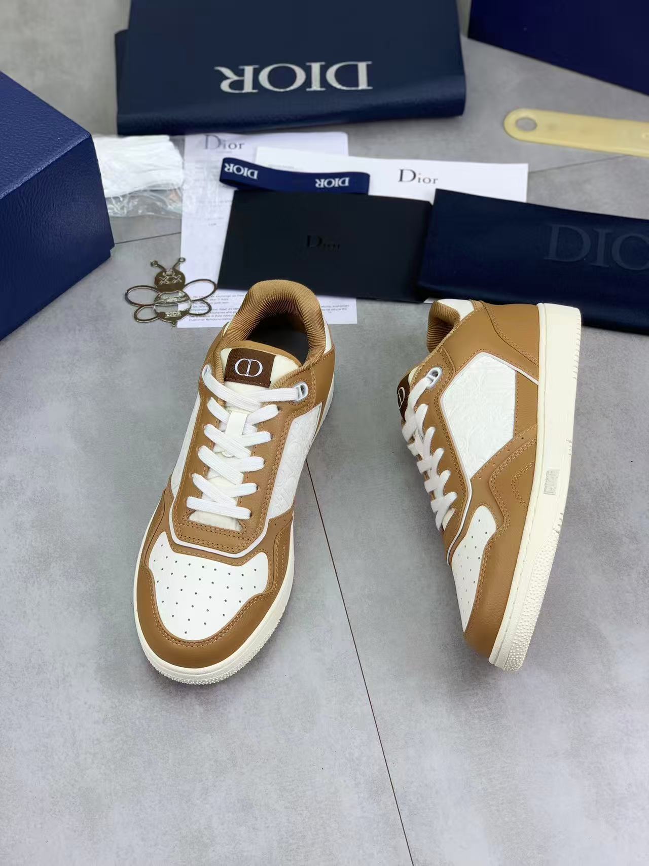 DIOR B27 アップタウン ロートップスニーカー