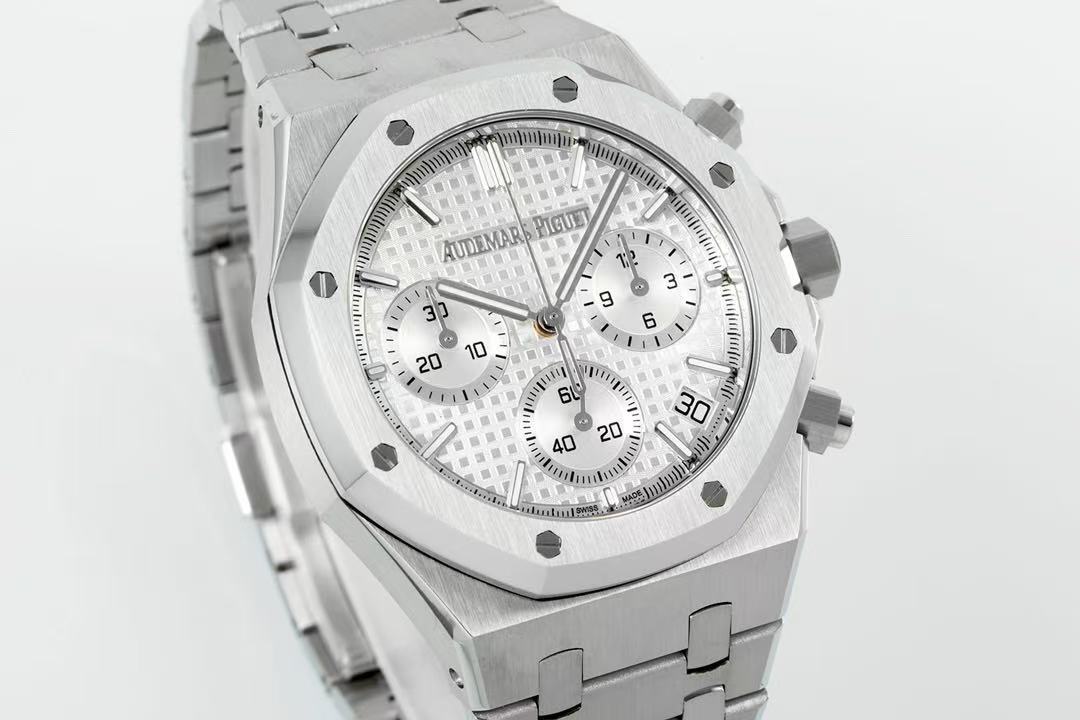 Audemars Piguet  オーデマピゲ  ロイヤル オーク クロノグラフ