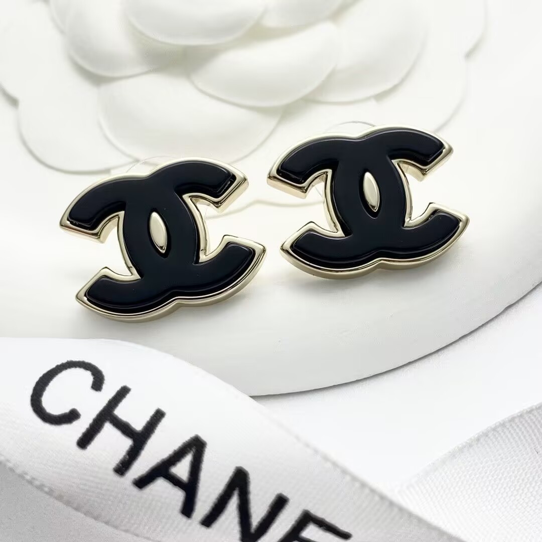CHANEL COCOピアス