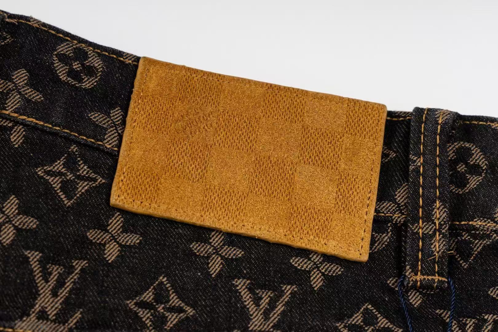 Louis vuitton モノグラム ストレートカットジーンズ