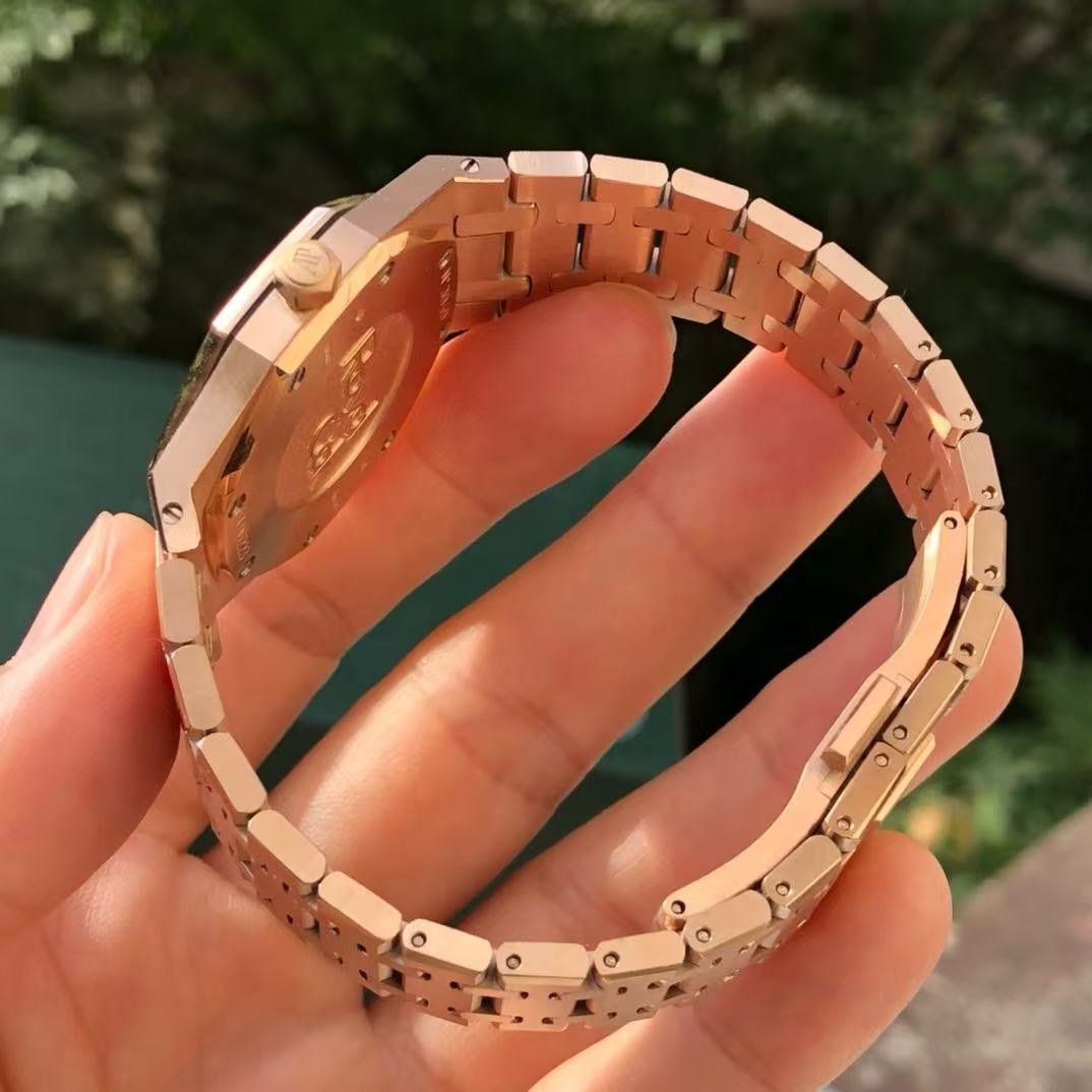 Audemars Piguet  オーデマピゲ  ロイヤル オーク オートマティック