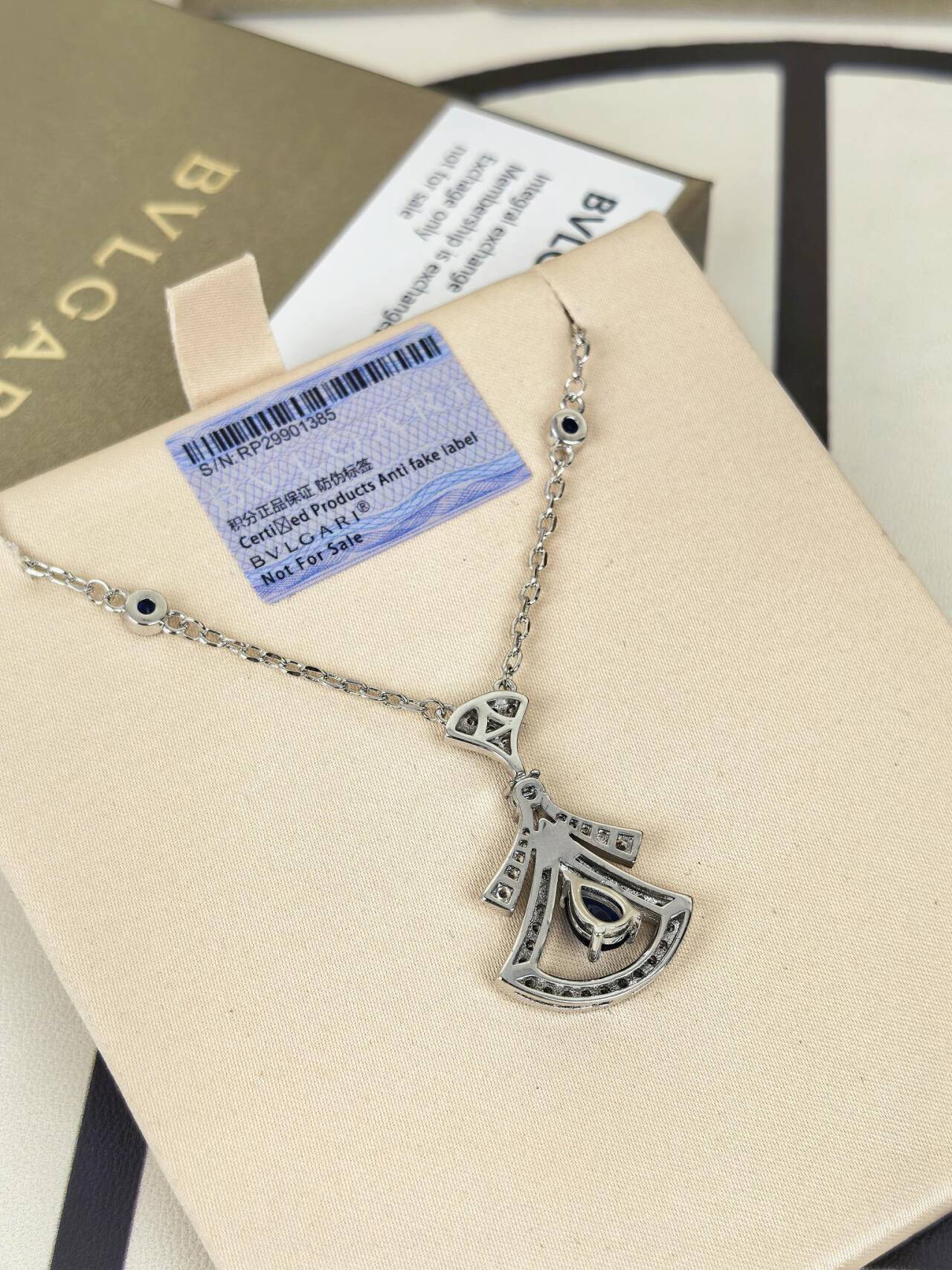 ディーヴァ ドリーム ネックレス