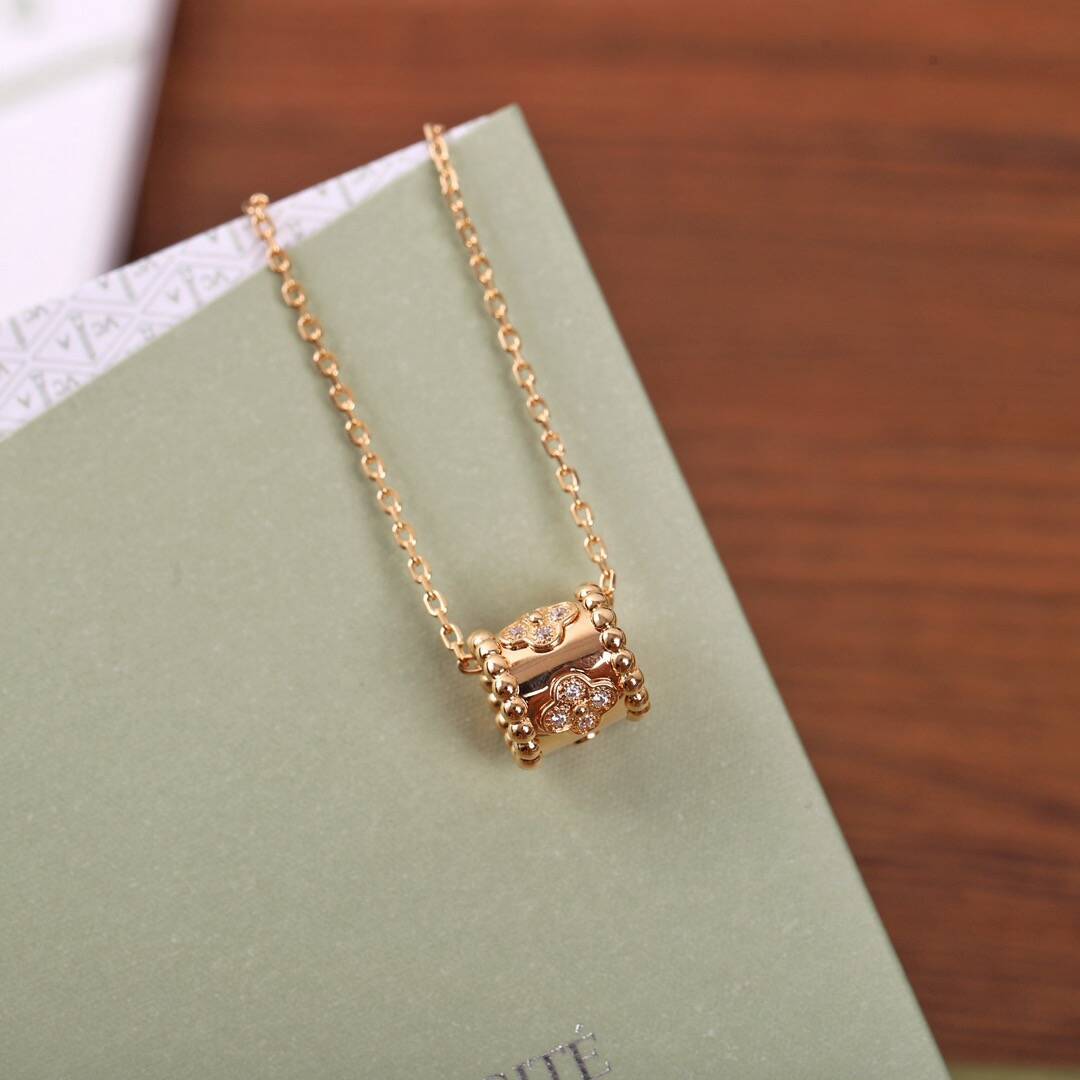 ペルレ クローバー ペンダント  ローズ ゴールド, ダイヤモンド