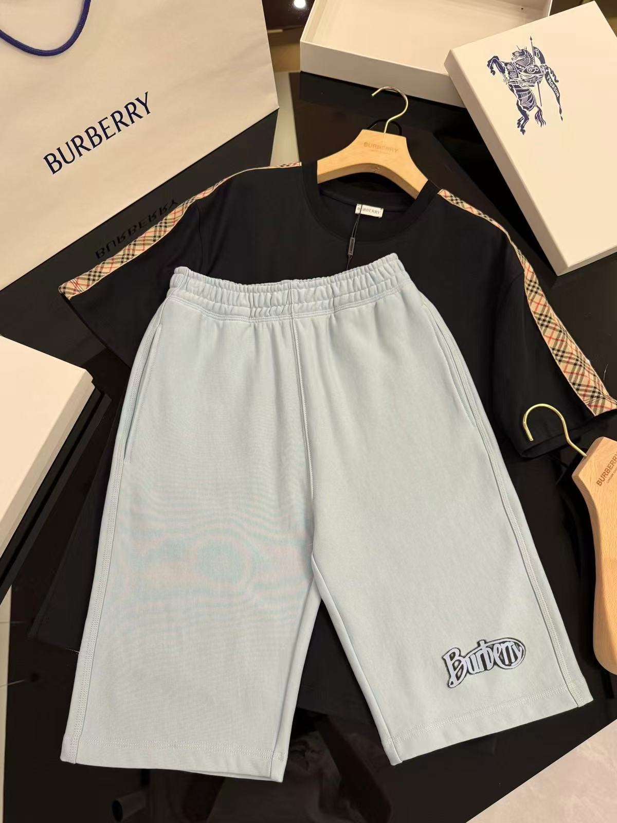 Burberry ロゴ コットンショーツ