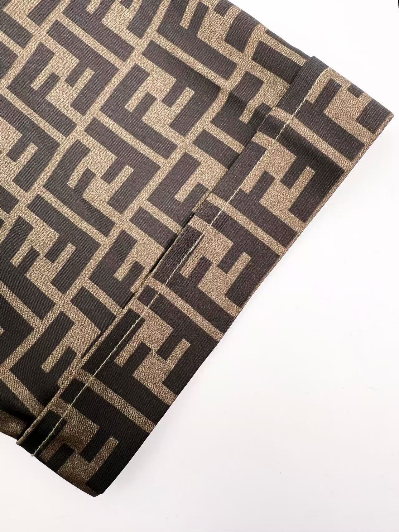 Fendi ブラウンシルク シャツ