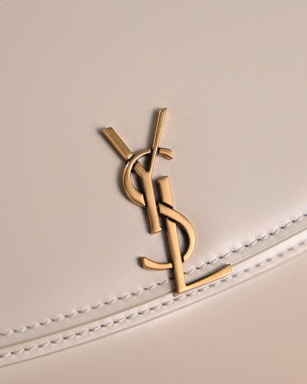 Saint Laurent サンローラン ミニ ヴォルテール トップハンドルバッグ（ボックス サンローラン）