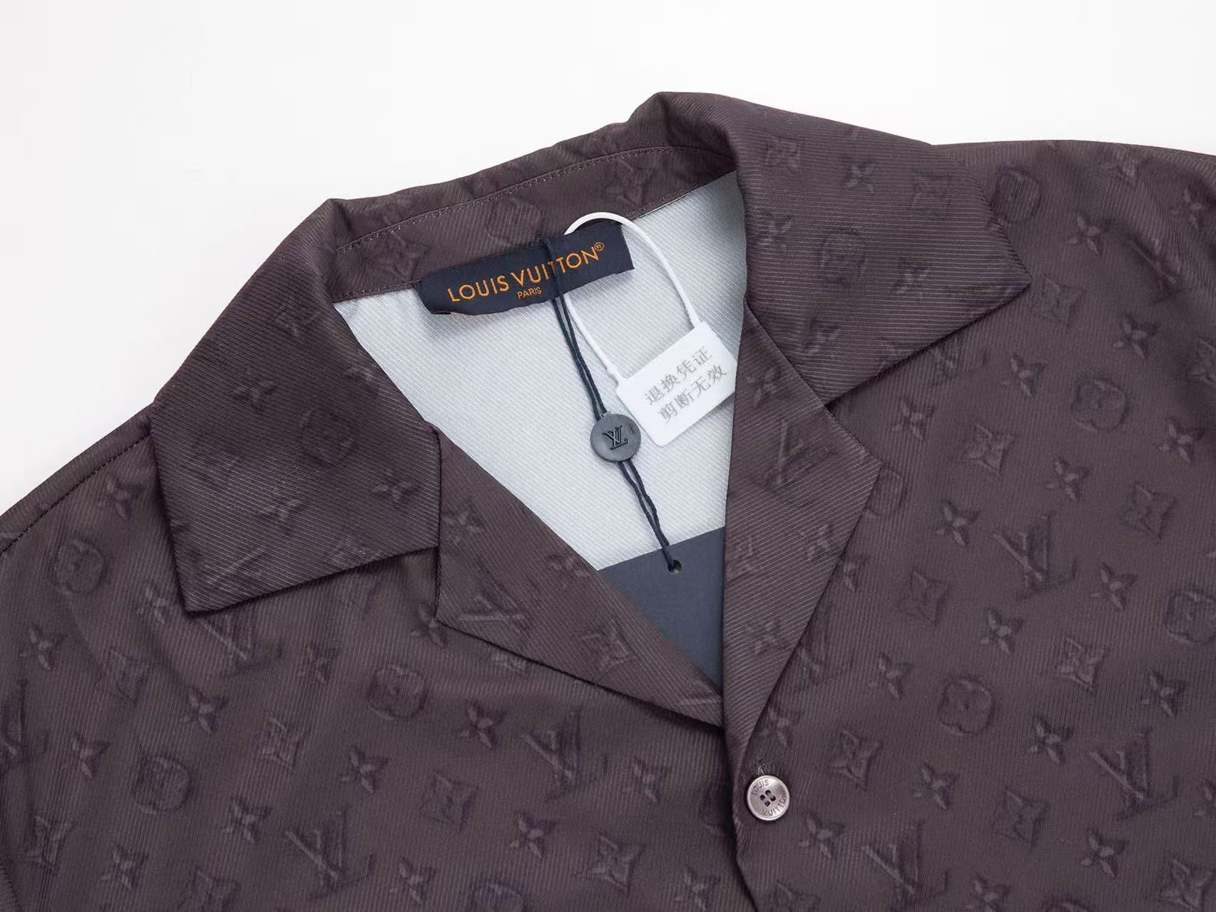 LV プリンテッドモノグラム ショートスリーブシルクシャツ+ショーツ