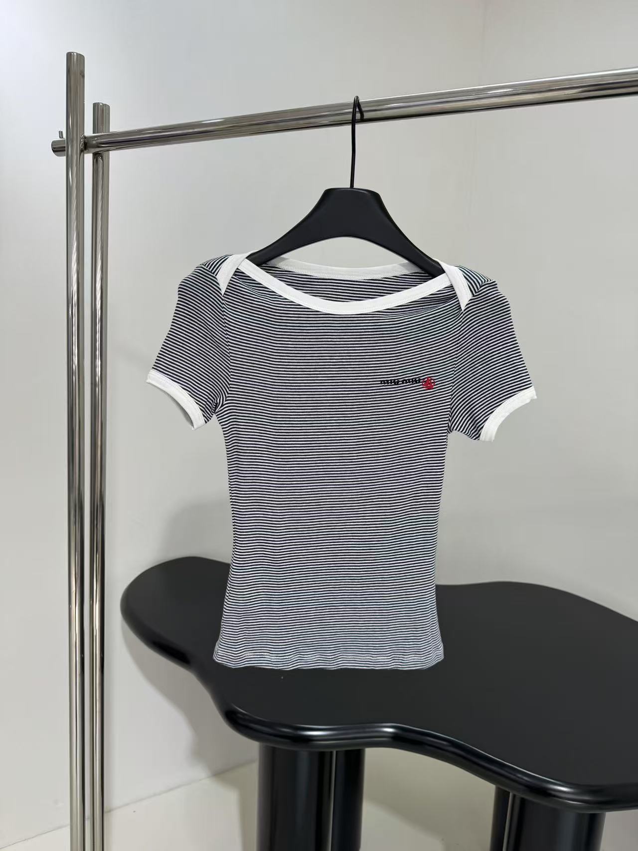 MIUMIU プチバトー X ミュウミュウ リブジャージーTシャツ