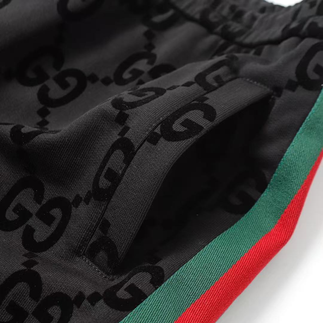 GUCCI ウェブ ストライプ付き ジャンボGG ジョギングパンツ