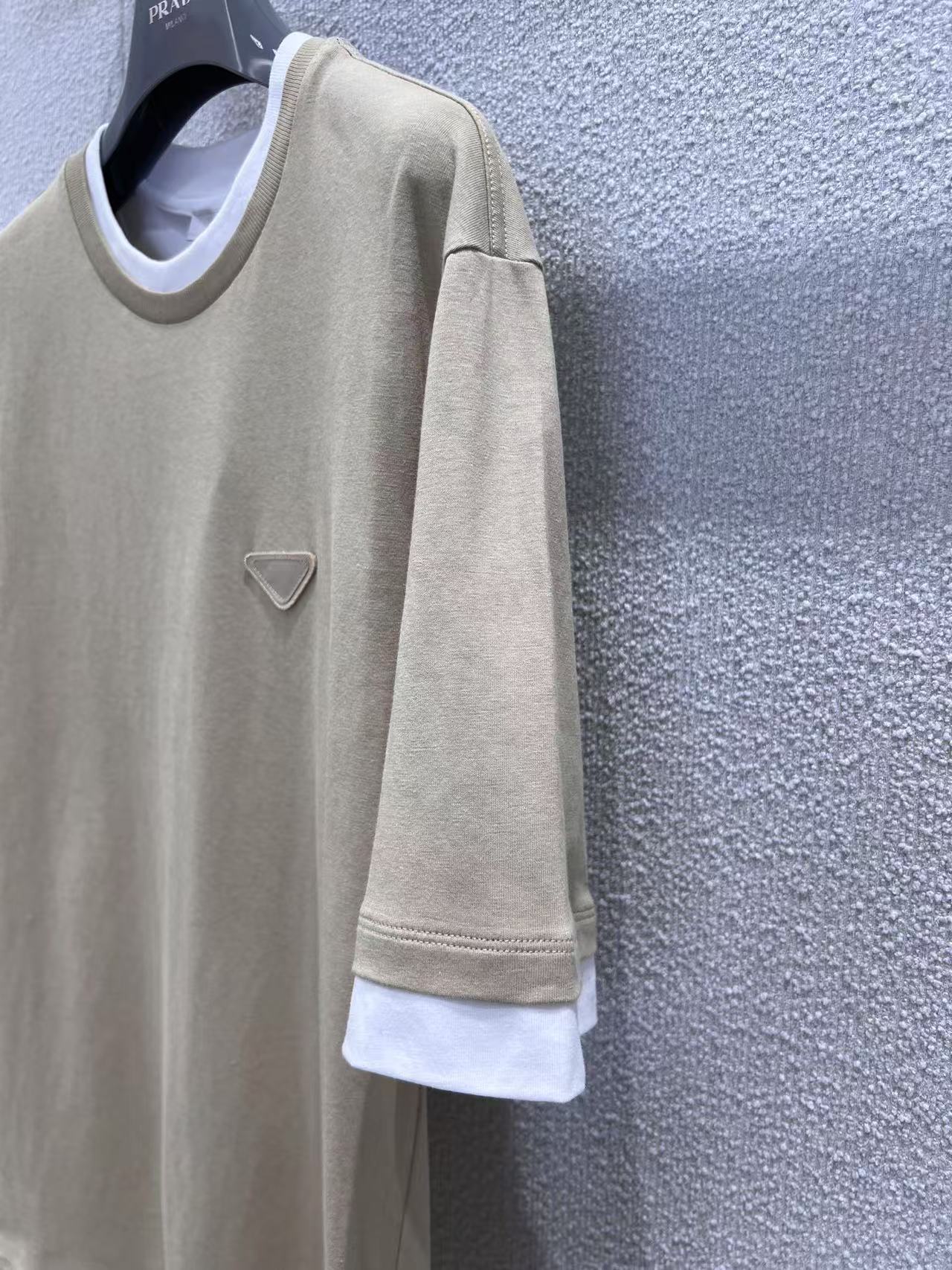 Prada コットン Tシャツ