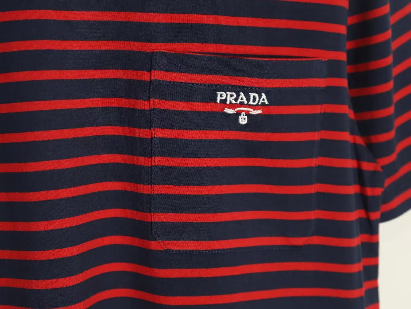 Prada ストライプ コットン Tシャツ