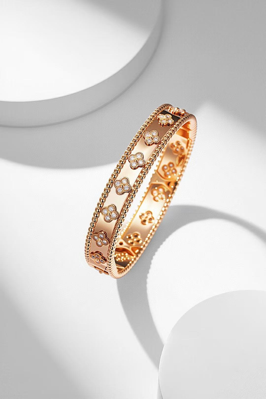 ペルレ クローバー ブレスレット、ミディアムモデル