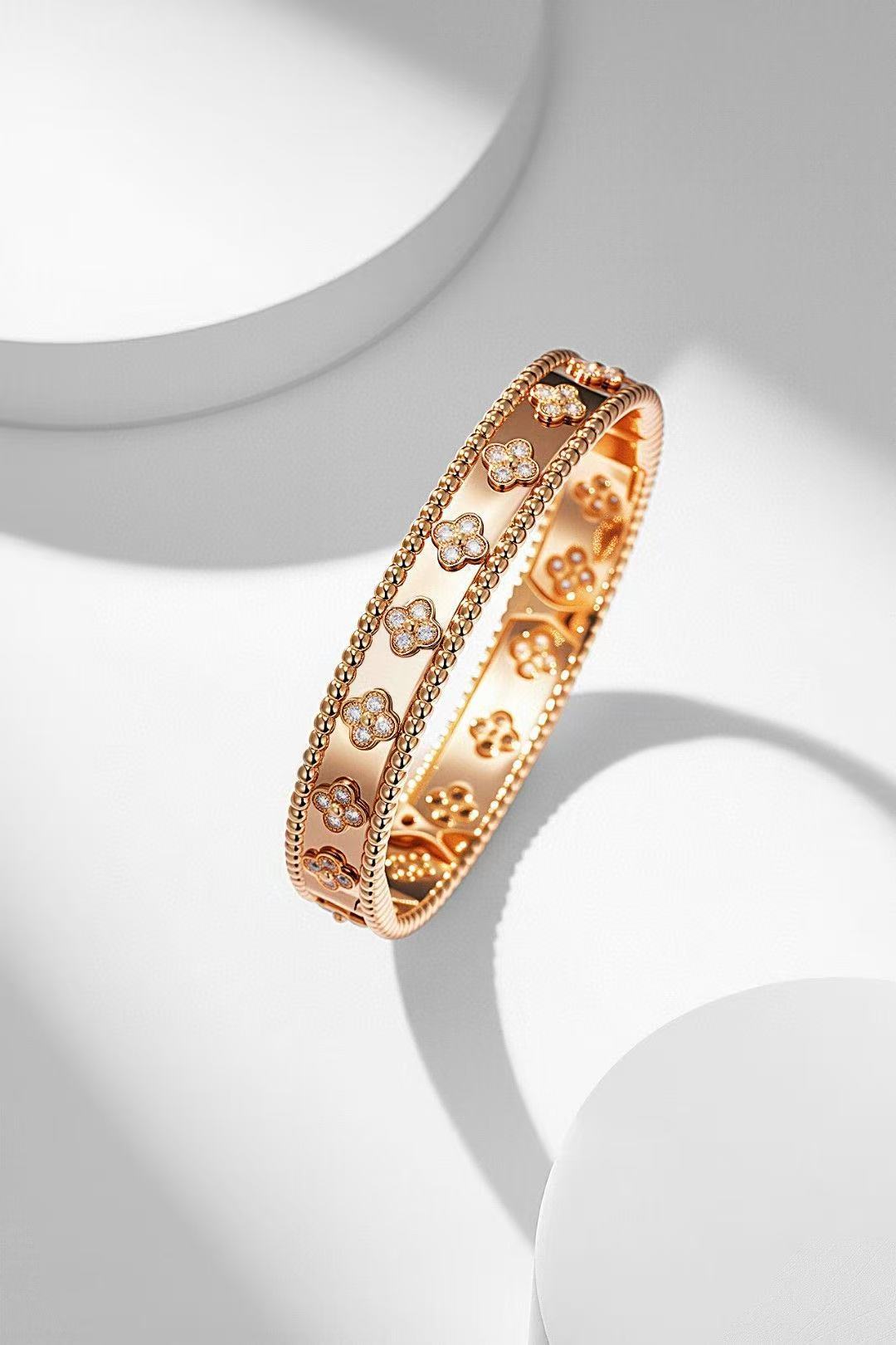 ペルレ クローバー ブレスレット、ミディアムモデル