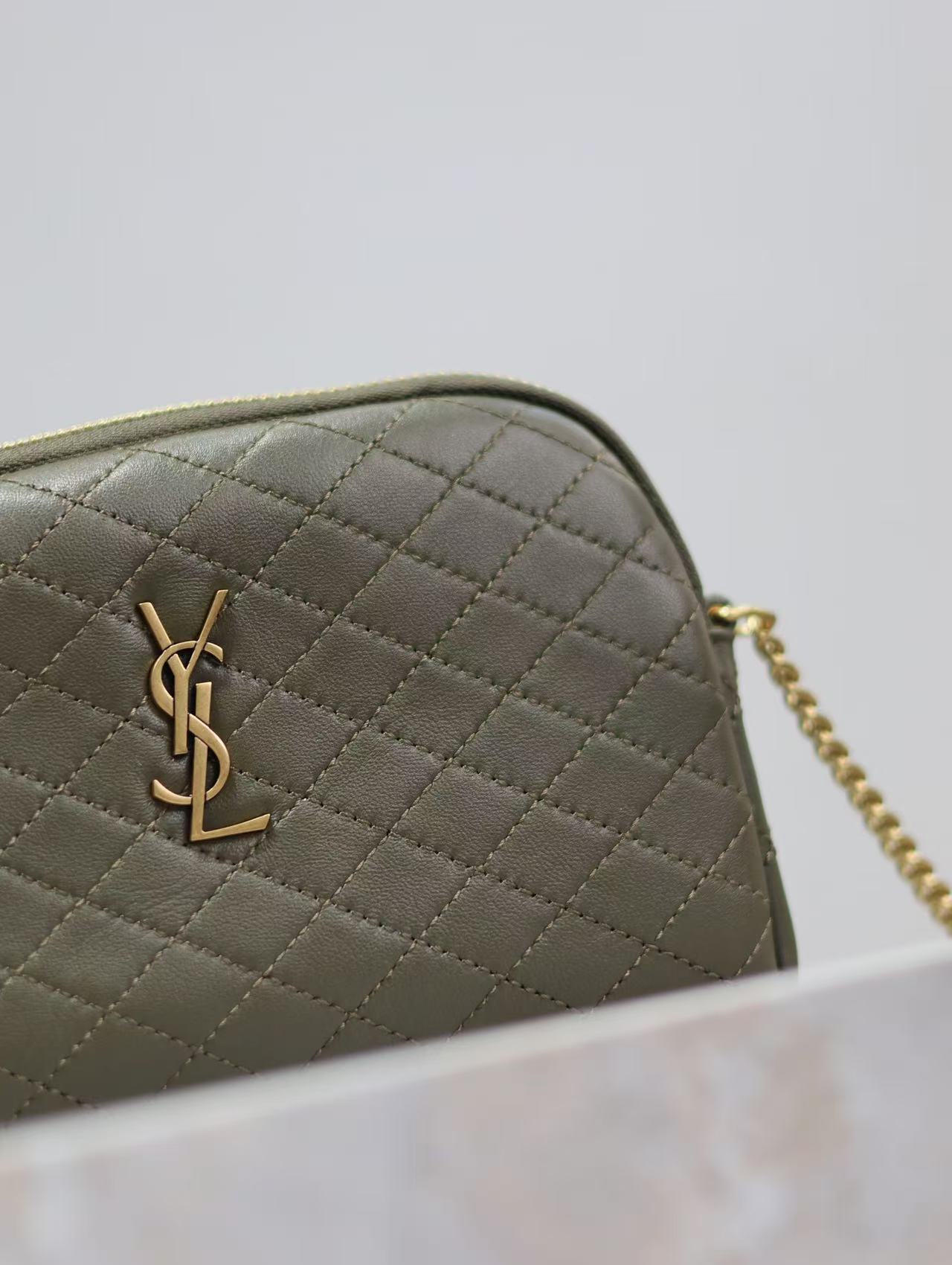 Saint Laurent サンローラン  ギャビー カメラバッグ（ラムスキン）