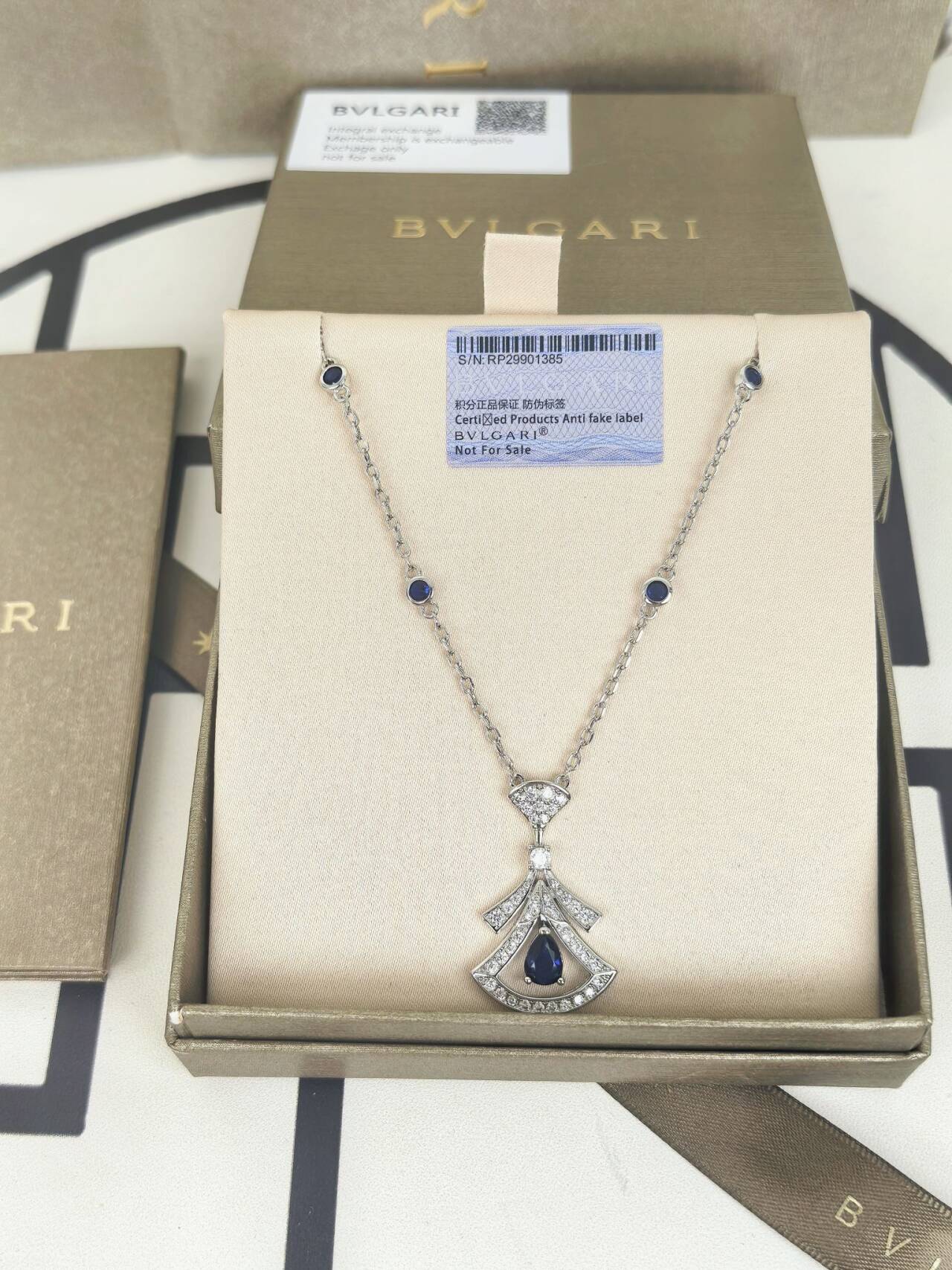 ディーヴァ ドリーム ネックレス