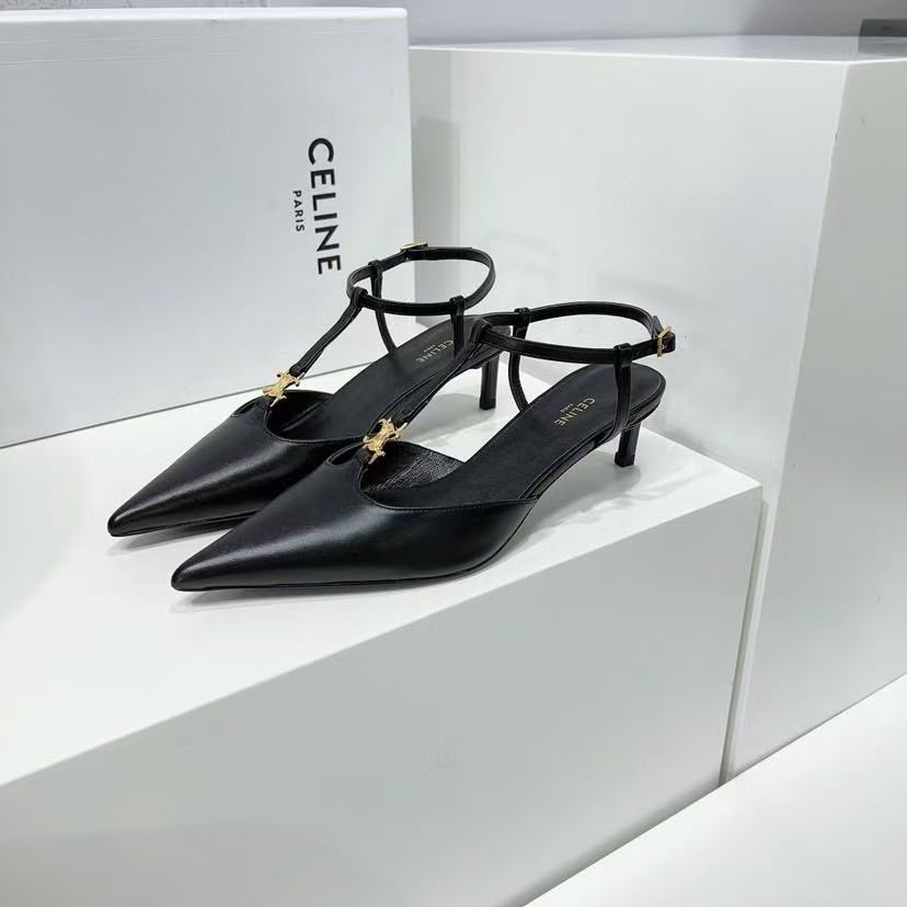 CELINE キトゥン Tバーストラップ パンプス