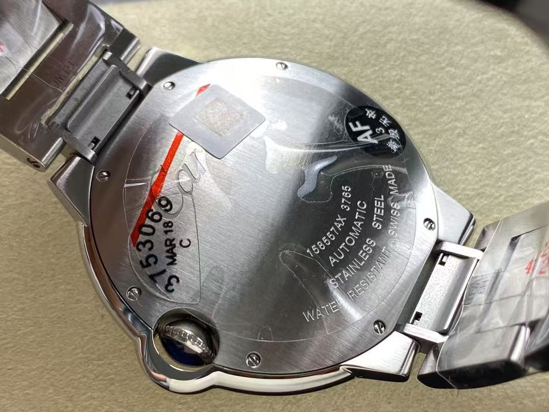 Cartier Ballon Bleu de Cartier watch バロン ブルー ドゥ カルティエ ウォッチ