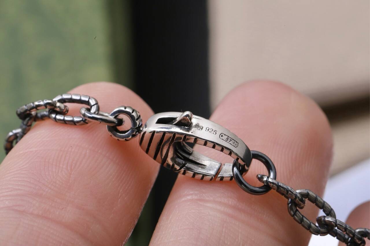 〔グッチ インターロッキング〕ペンダント ネックレス